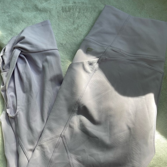 Fabletics legging - Picture 4 of 4